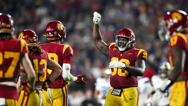 Bear Alexander Eric Gentry USC Football